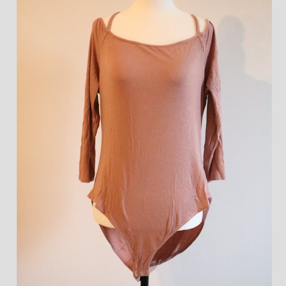 Pastel Pink Bodysuit - Picture 3 of 14